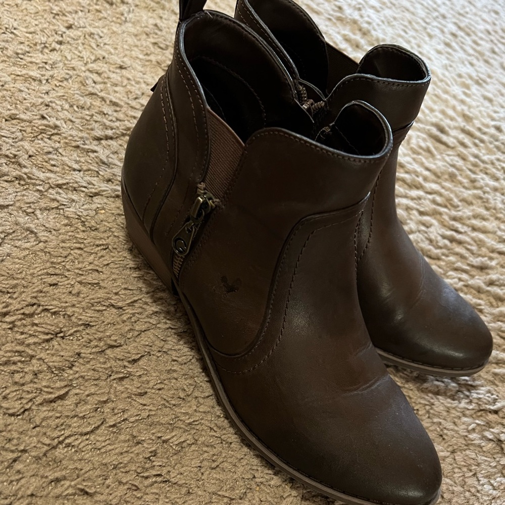 Guess Booties